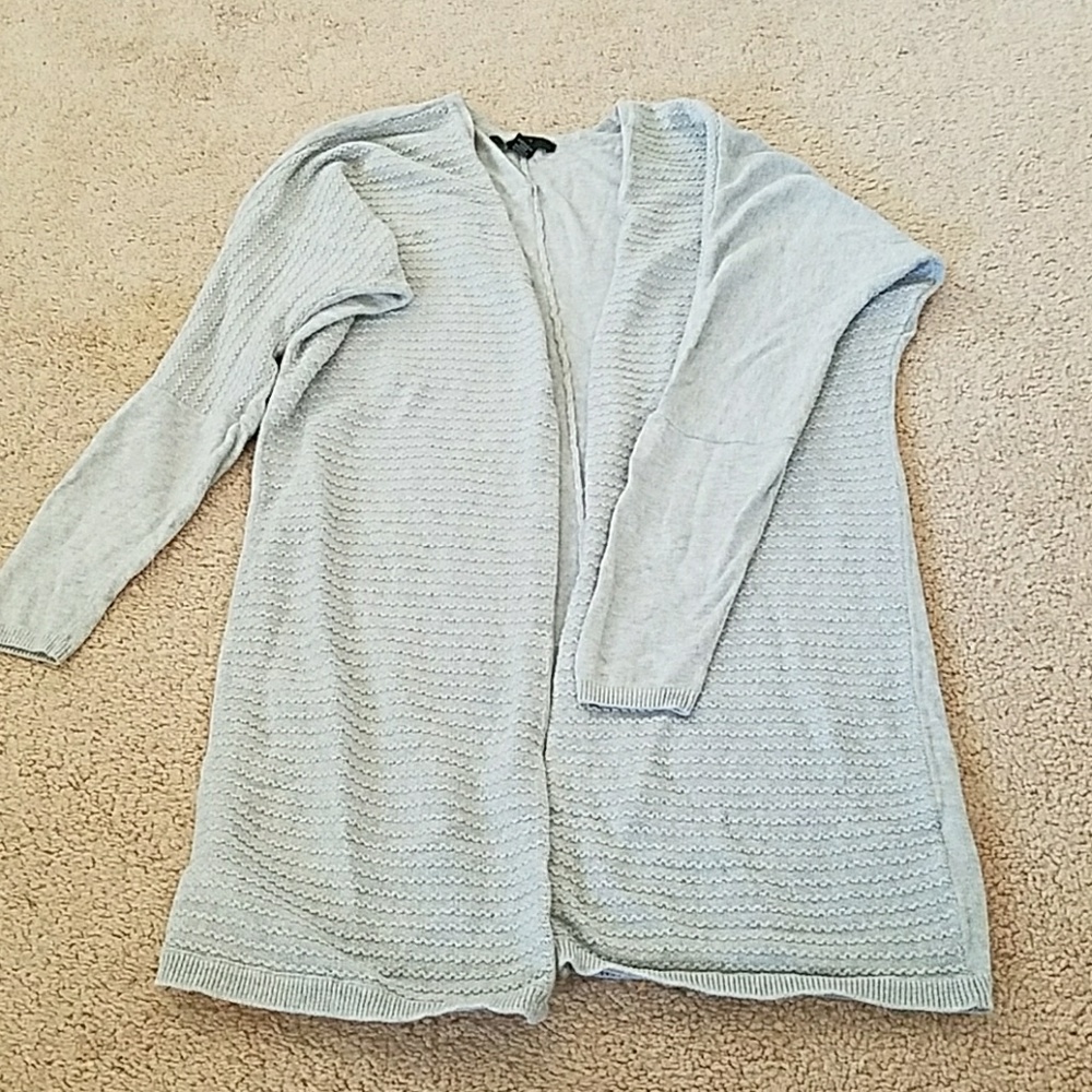 Tahari grey sweater